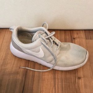 Off-white Nike Roshe